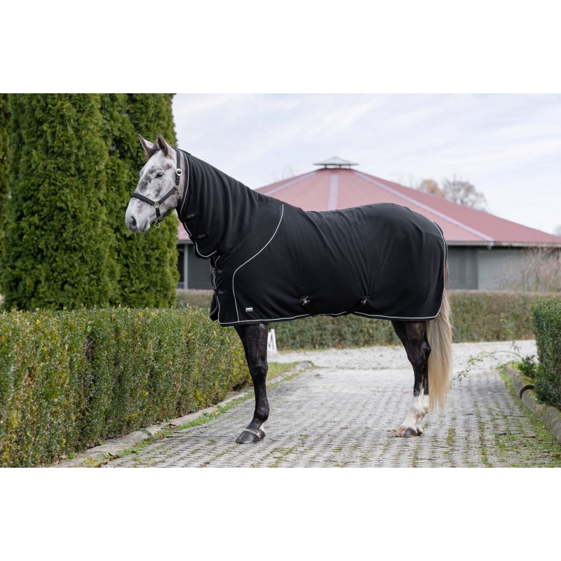 3228251 - Couv. polaire Cova-Tex, noire avec high neck, 115 cm - KERBL - Agrodieren.be - 3228251